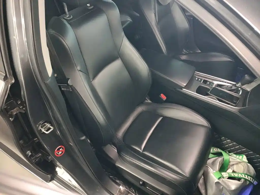 Honda Accord — фото 25
