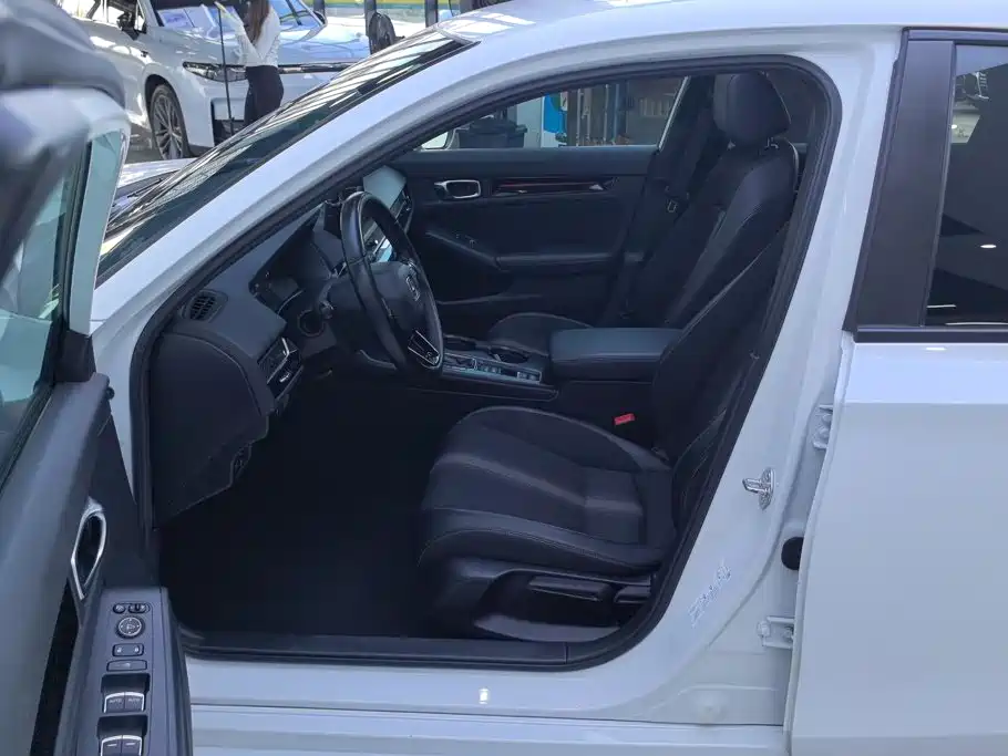 Honda Civic — фото 9