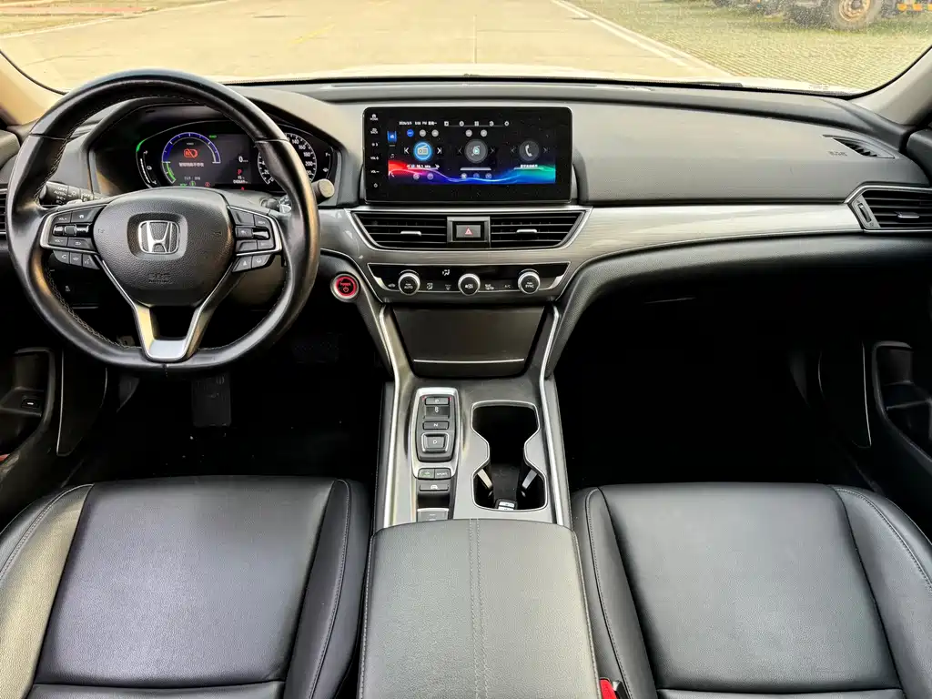 Honda Accord — фото 5