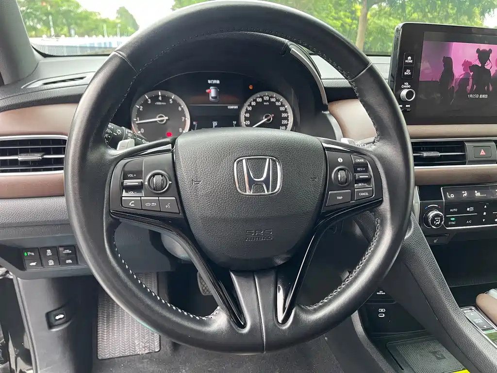 Honda UR-V — фото 22