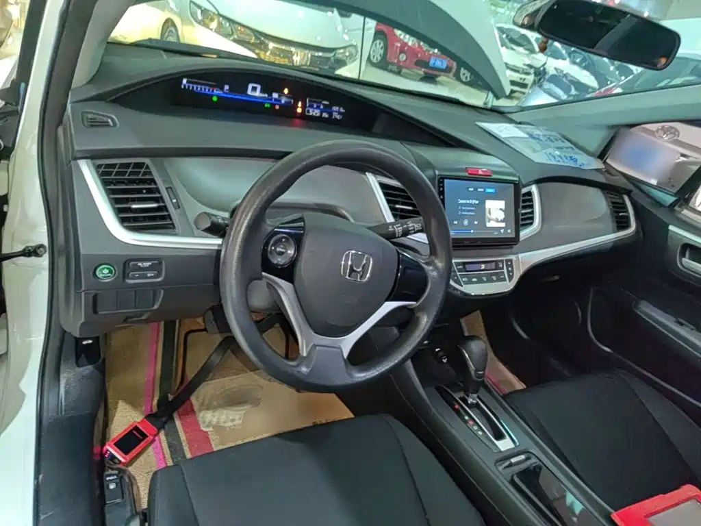 Honda Jade — фото 10