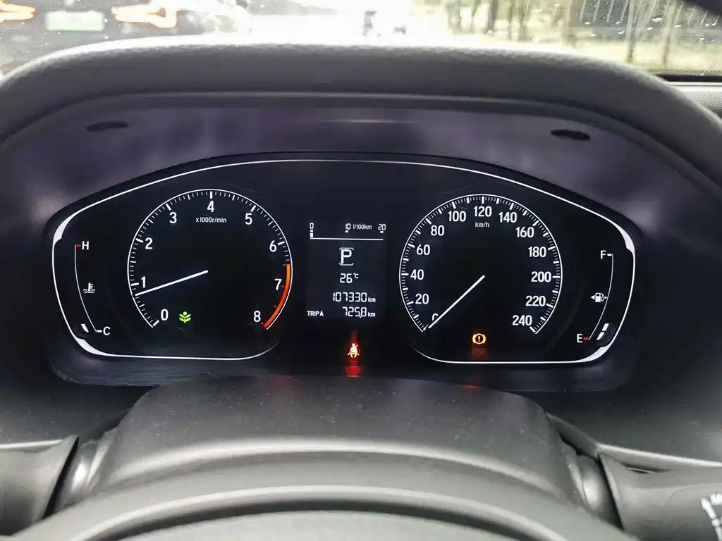Honda Accord — фото 12