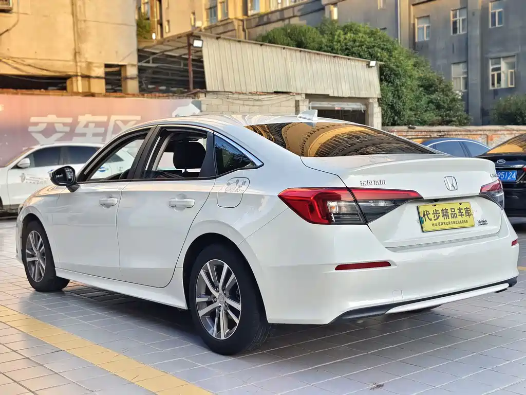 Honda Civic — фото 19