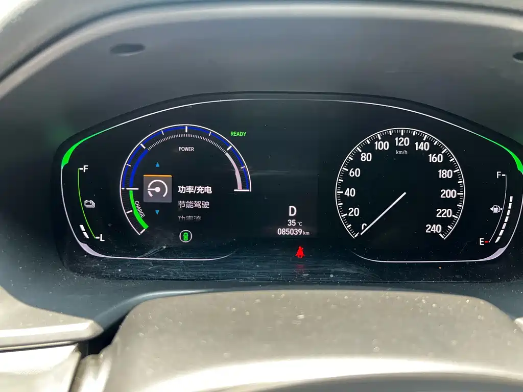 Honda Accord — фото 18