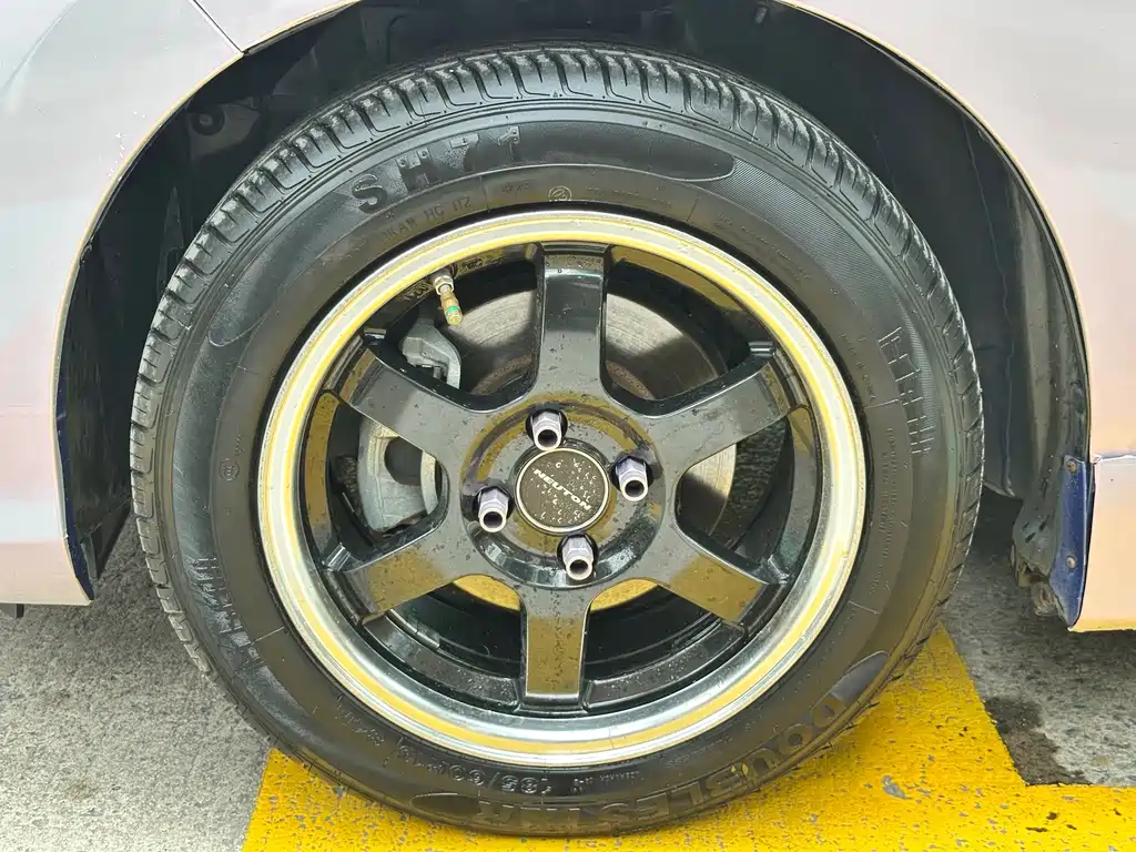 Honda Fit — фото 11