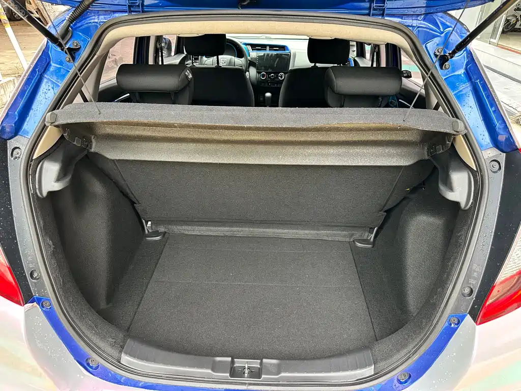 Honda Fit — фото 18