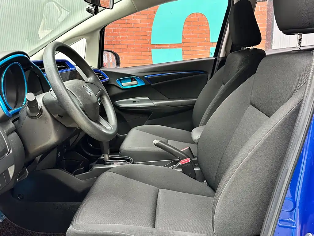 Honda Fit — фото 4