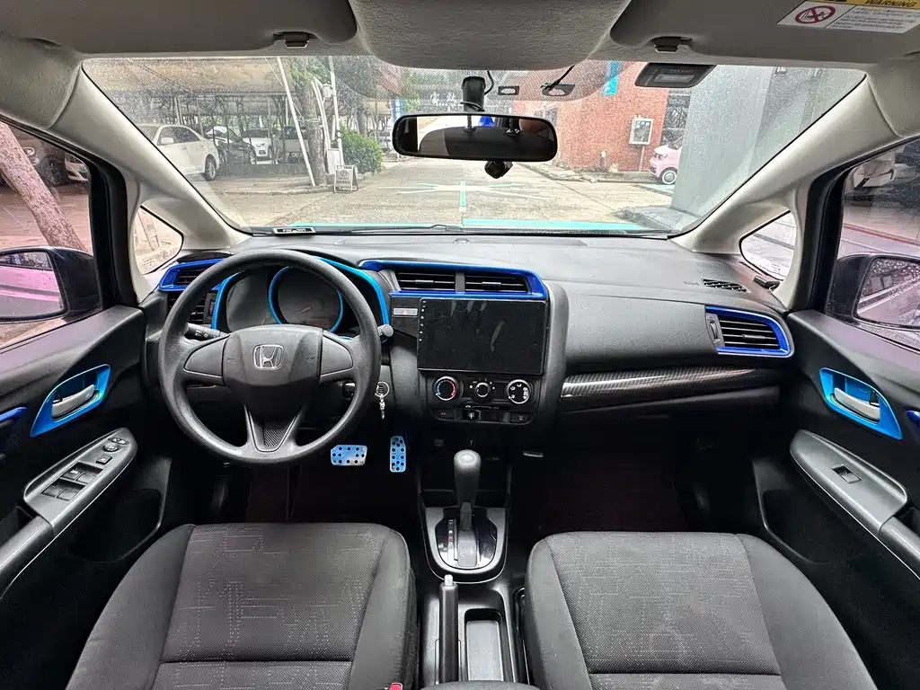 Honda Fit — фото 6