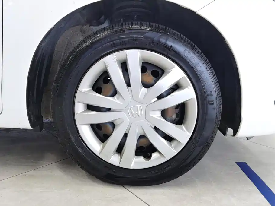 Honda Fit — фото 6