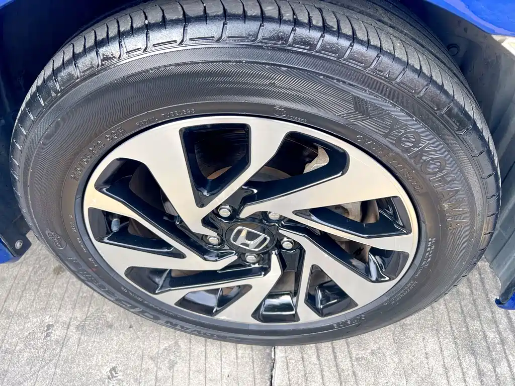Honda Civic — фото 13