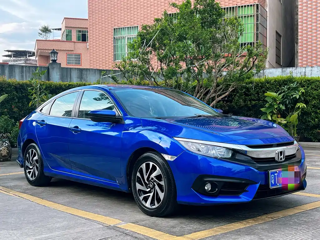 Honda Civic — фото 3