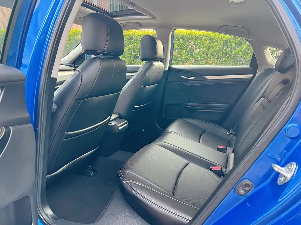 Honda Civic — фото 9
