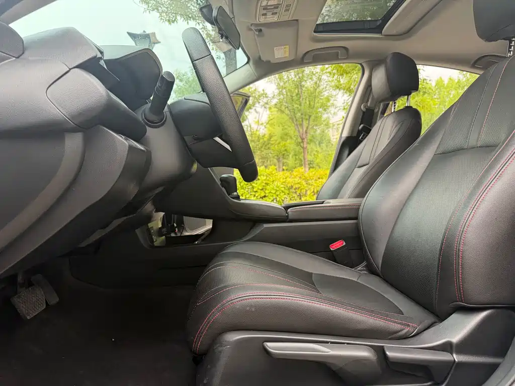 Honda Civic — фото 9