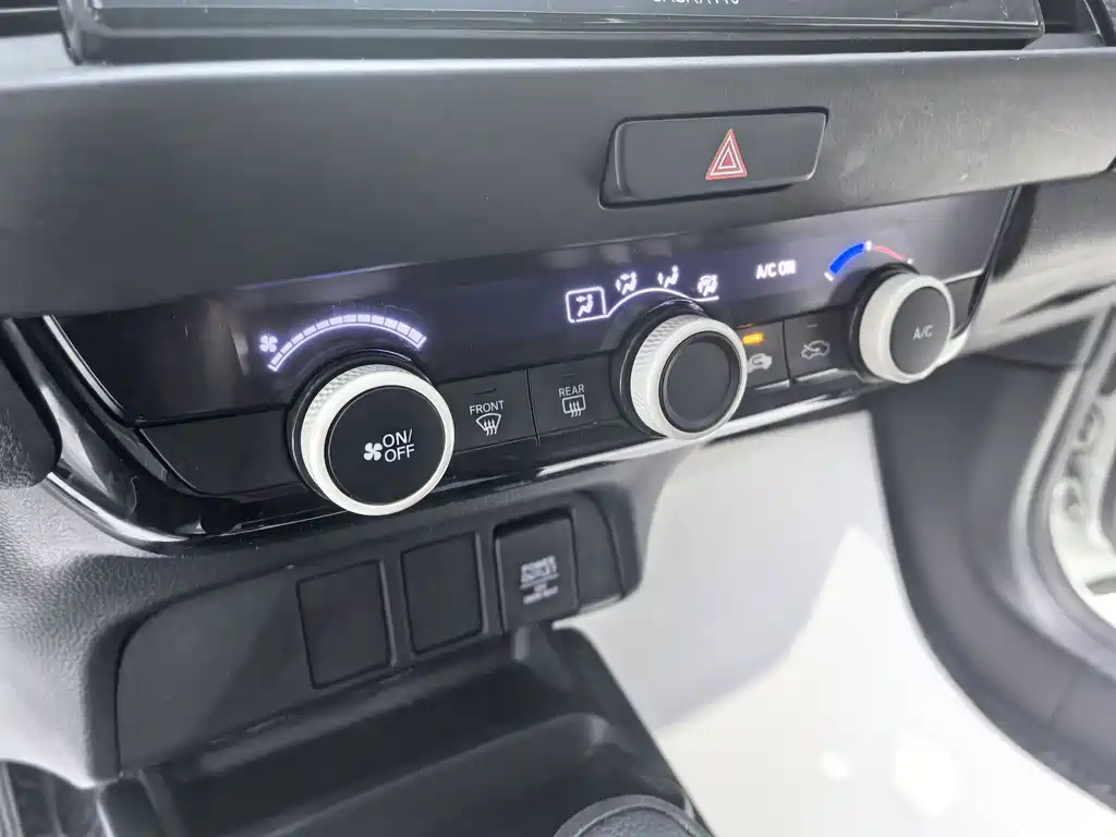 Honda Fit — фото 11