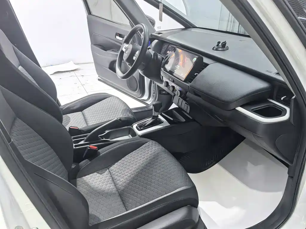 Honda Fit — фото 6