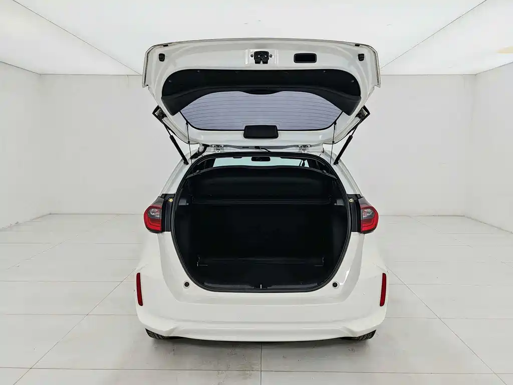 Honda Fit — фото 21