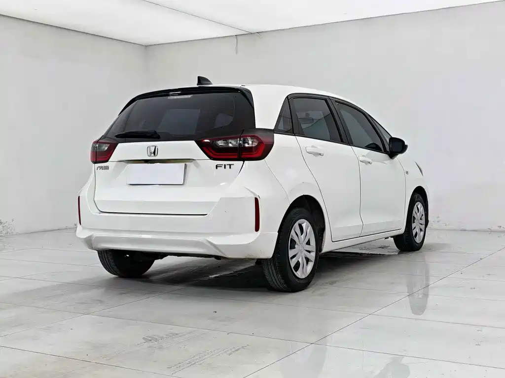 Honda Fit — фото 6