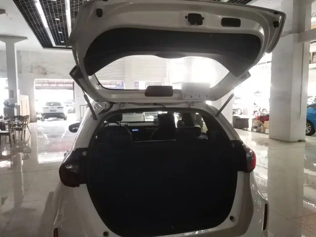 Honda Fit — фото 19