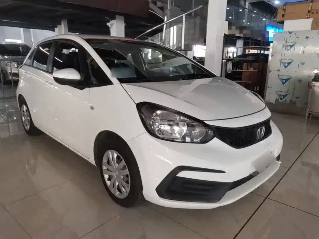 Honda Fit — фото 4