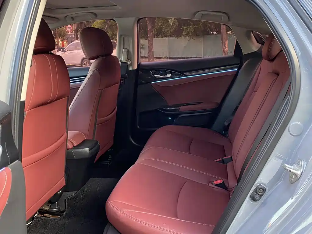 Honda Civic — фото 5