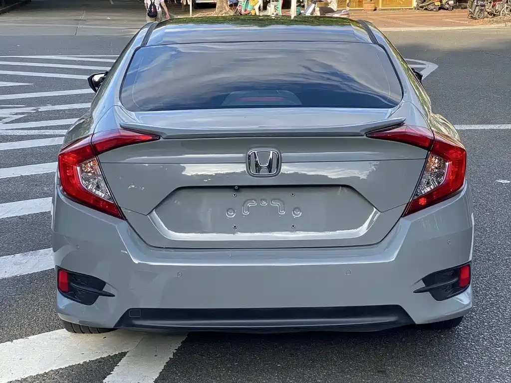 Honda Civic — фото 9