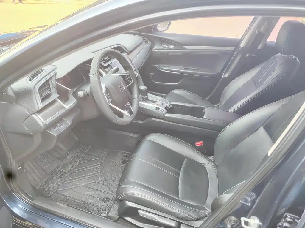 Honda Civic — фото 4