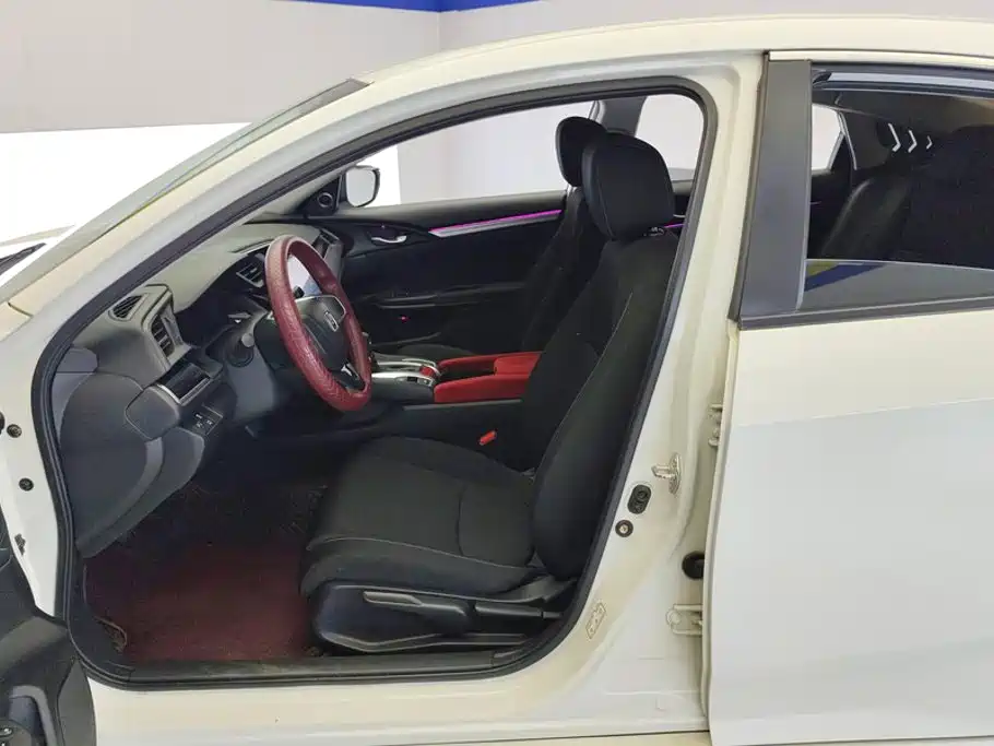 Honda Civic — фото 9