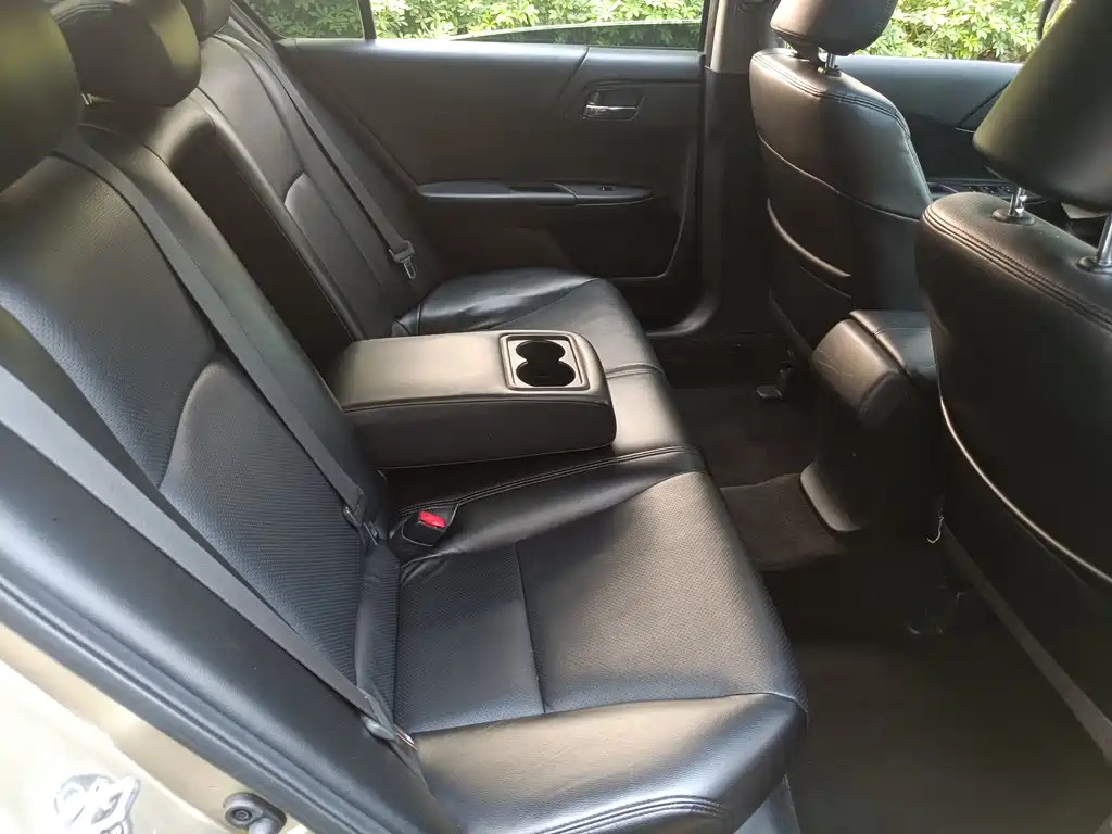 Honda Accord — фото 11