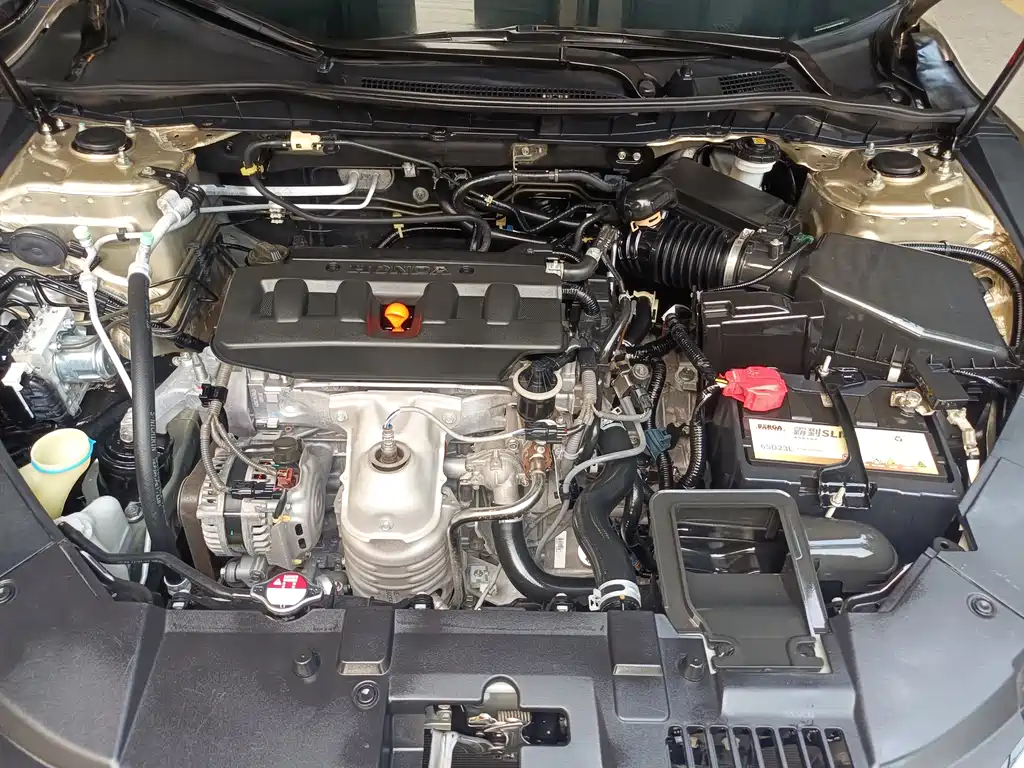 Honda Accord — фото 17