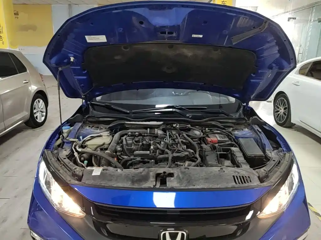 Honda Civic — фото 20