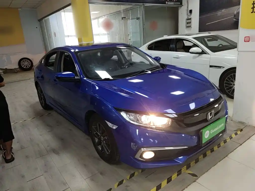 Honda Civic — фото 4