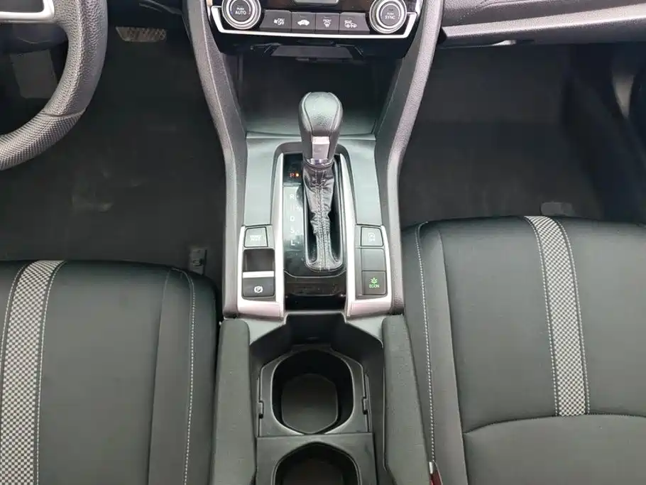 Honda Civic — фото 16