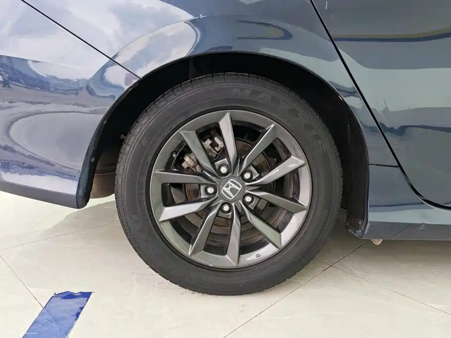 Honda Civic — фото 6