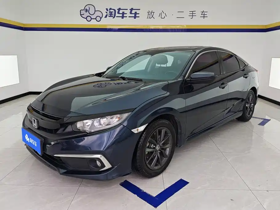 Honda Civic — фото 1