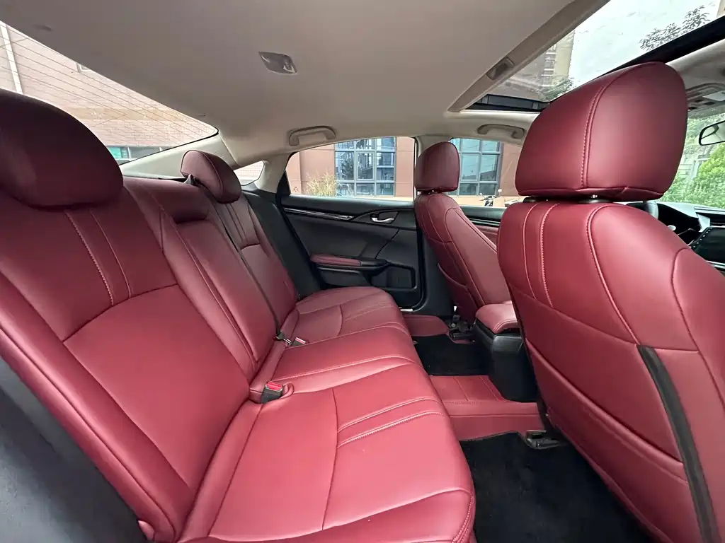 Honda Civic — фото 7