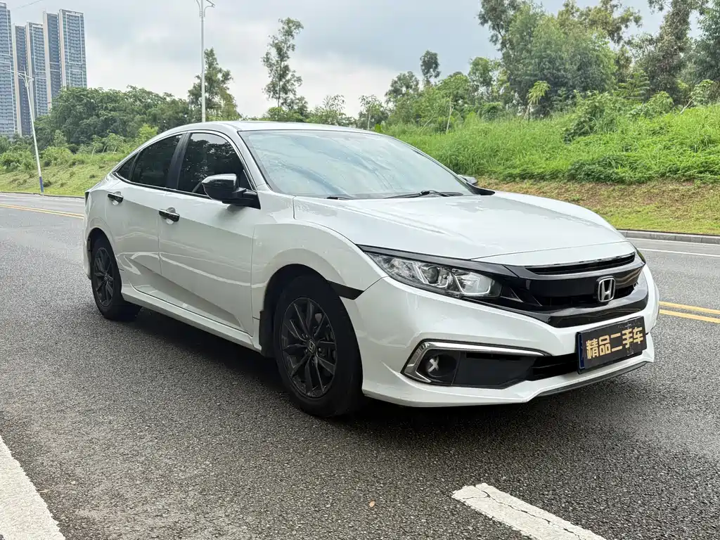 Honda Civic — фото 3