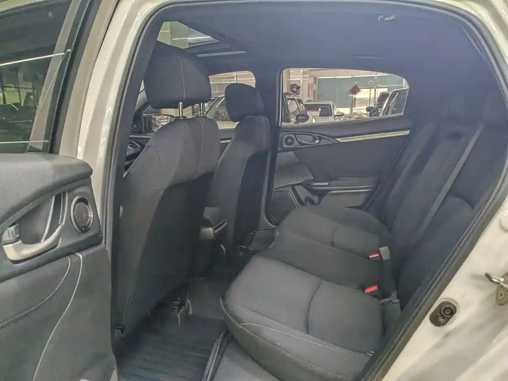 Honda Civic — фото 9