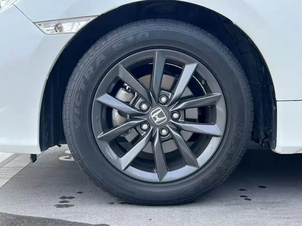 Honda Civic — фото 8