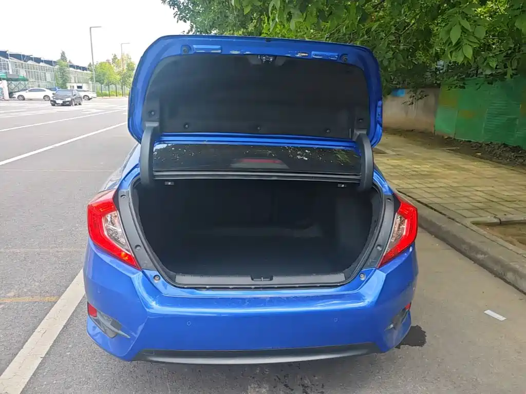 Honda Civic — фото 19