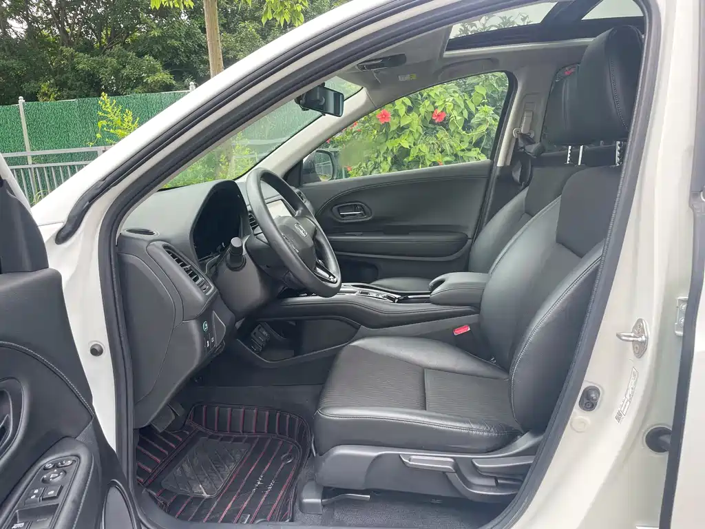 Honda Vezel — фото 14