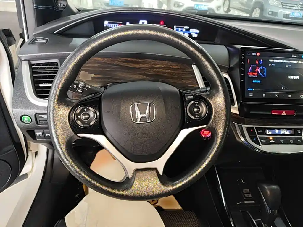Honda Jade — фото 11