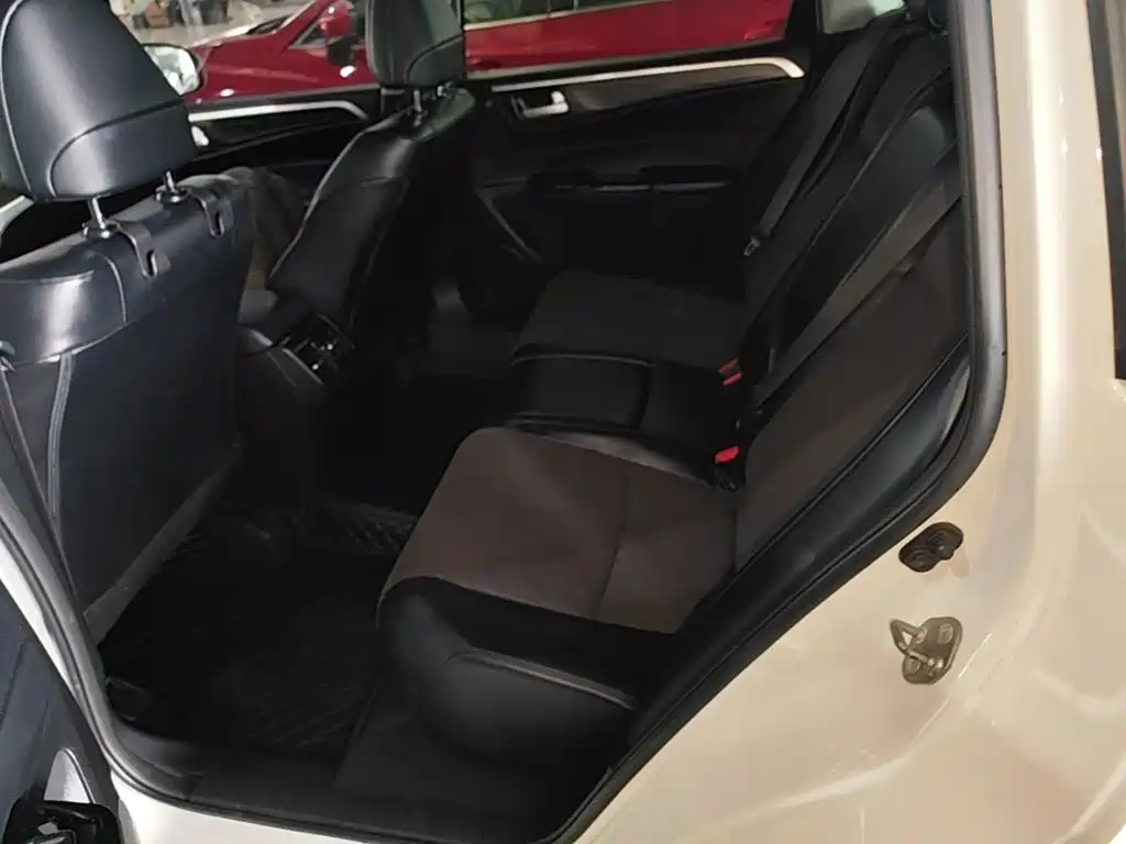 Honda Jade — фото 17