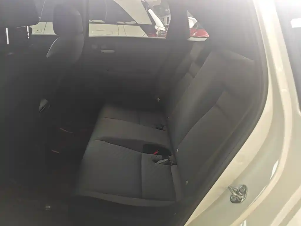 Honda Fit — фото 17