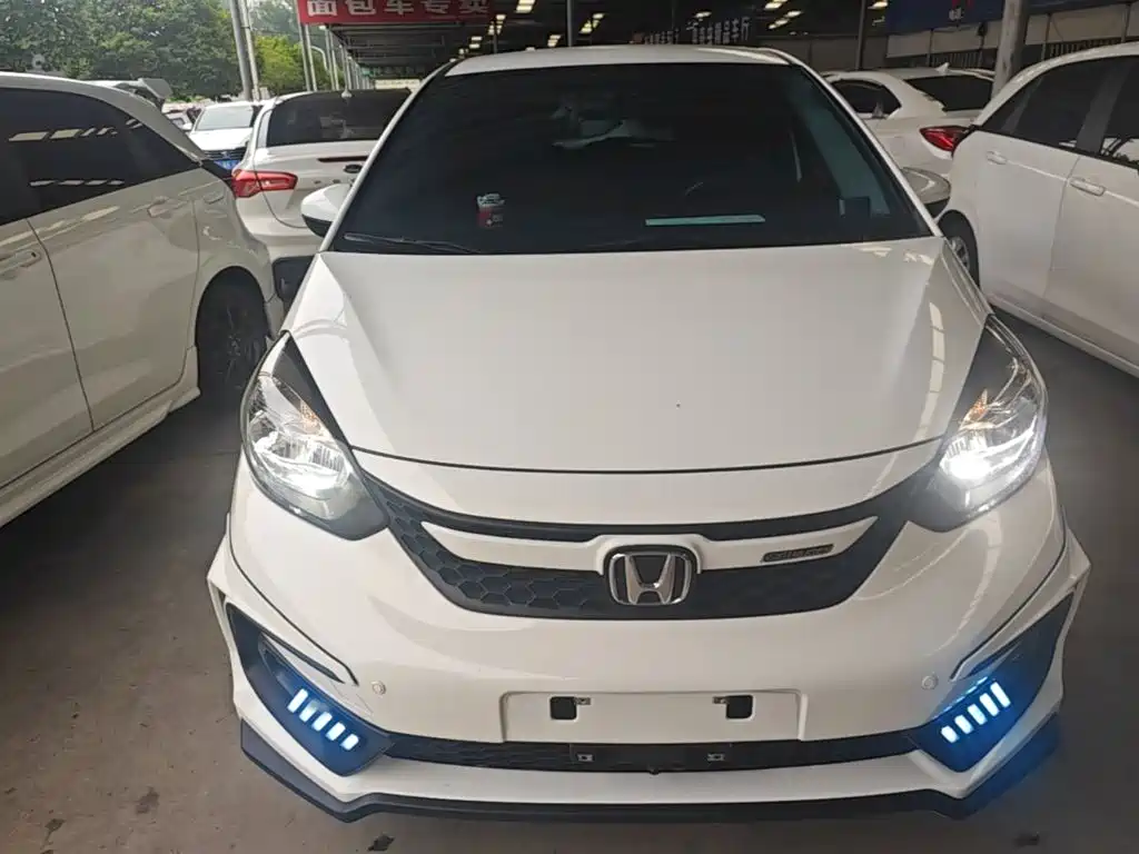 Honda Fit — фото 3