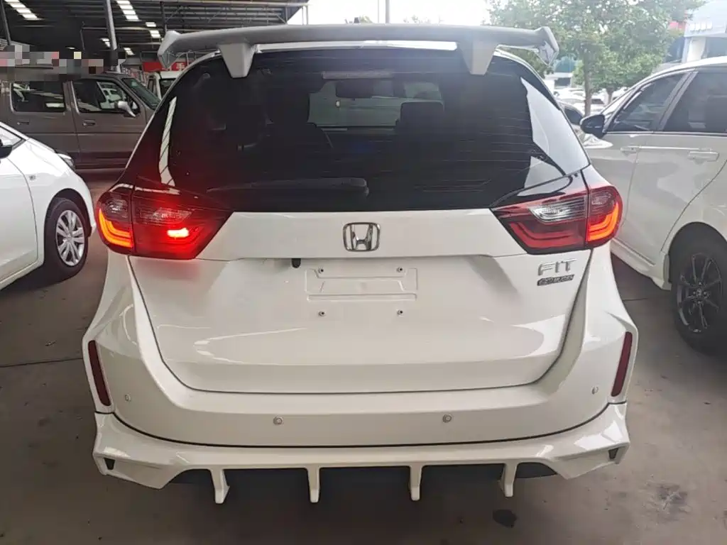 Honda Fit — фото 6