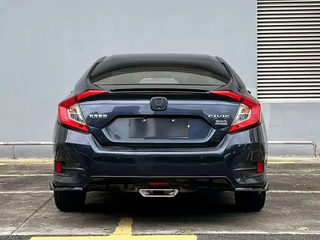 Honda Civic — фото 5