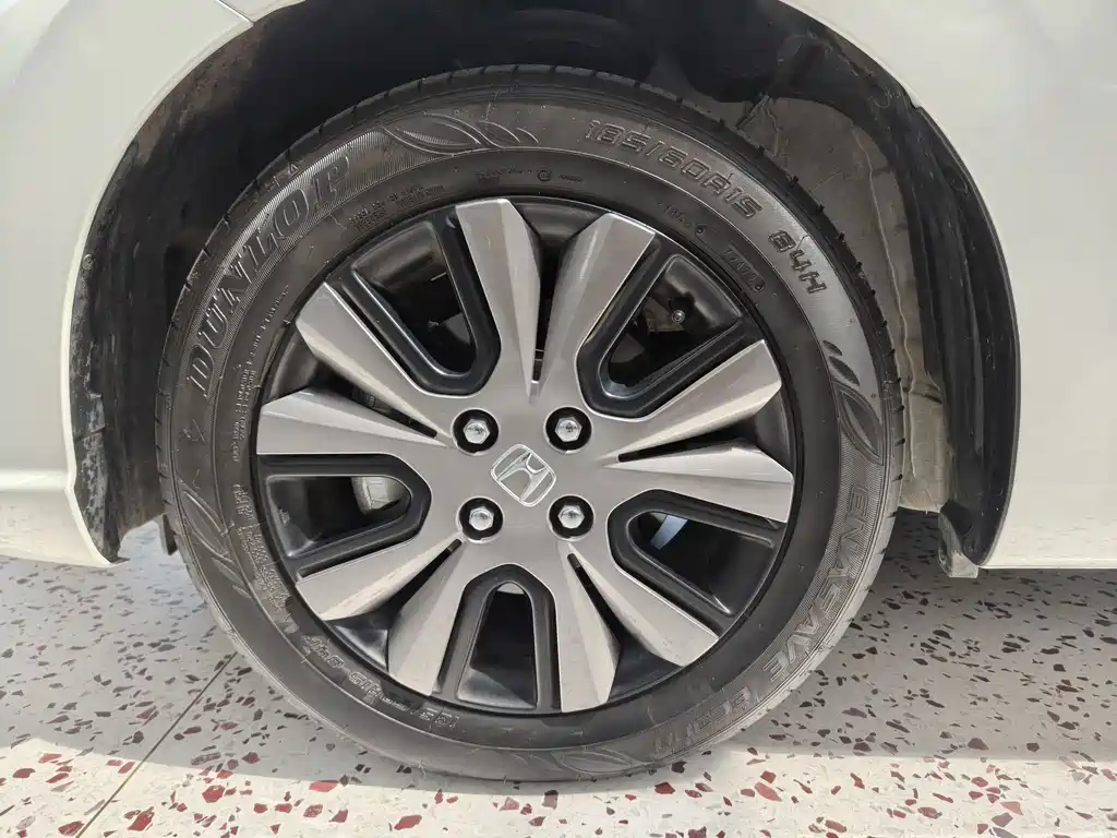 Honda Fit — фото 18