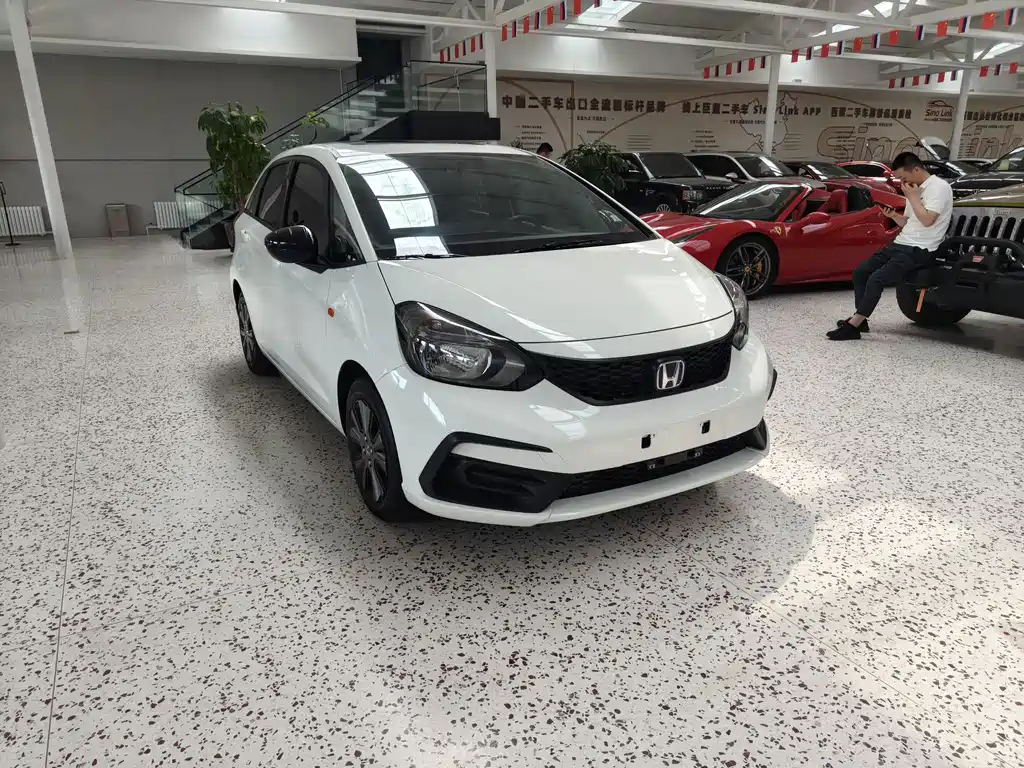 Honda Fit — фото 3