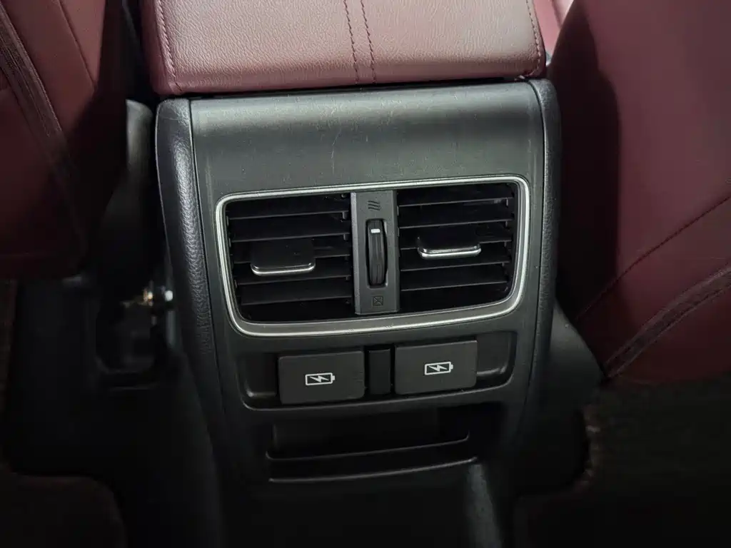 Honda Accord — фото 14