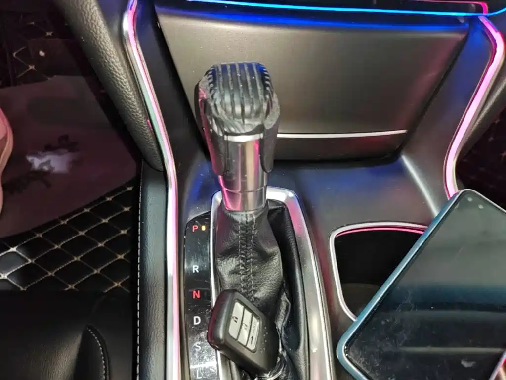 Honda Accord — фото 14